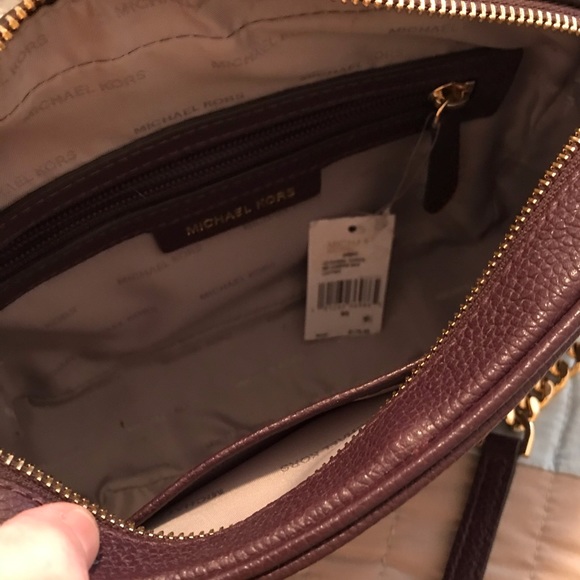 Michael Kors Ginny Crossbody - Picture 5 of 8